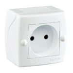 Розетка накладна Mono Electric OCTANS IP20 без заземлення біла