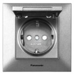 Розетка з кришкою та шторками Panasonic Arkedia Slim срібло