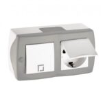 Вимикач із розеткою із з/к та кришкою Mono Electric OCTANS IP20 104-020001-183 сірий